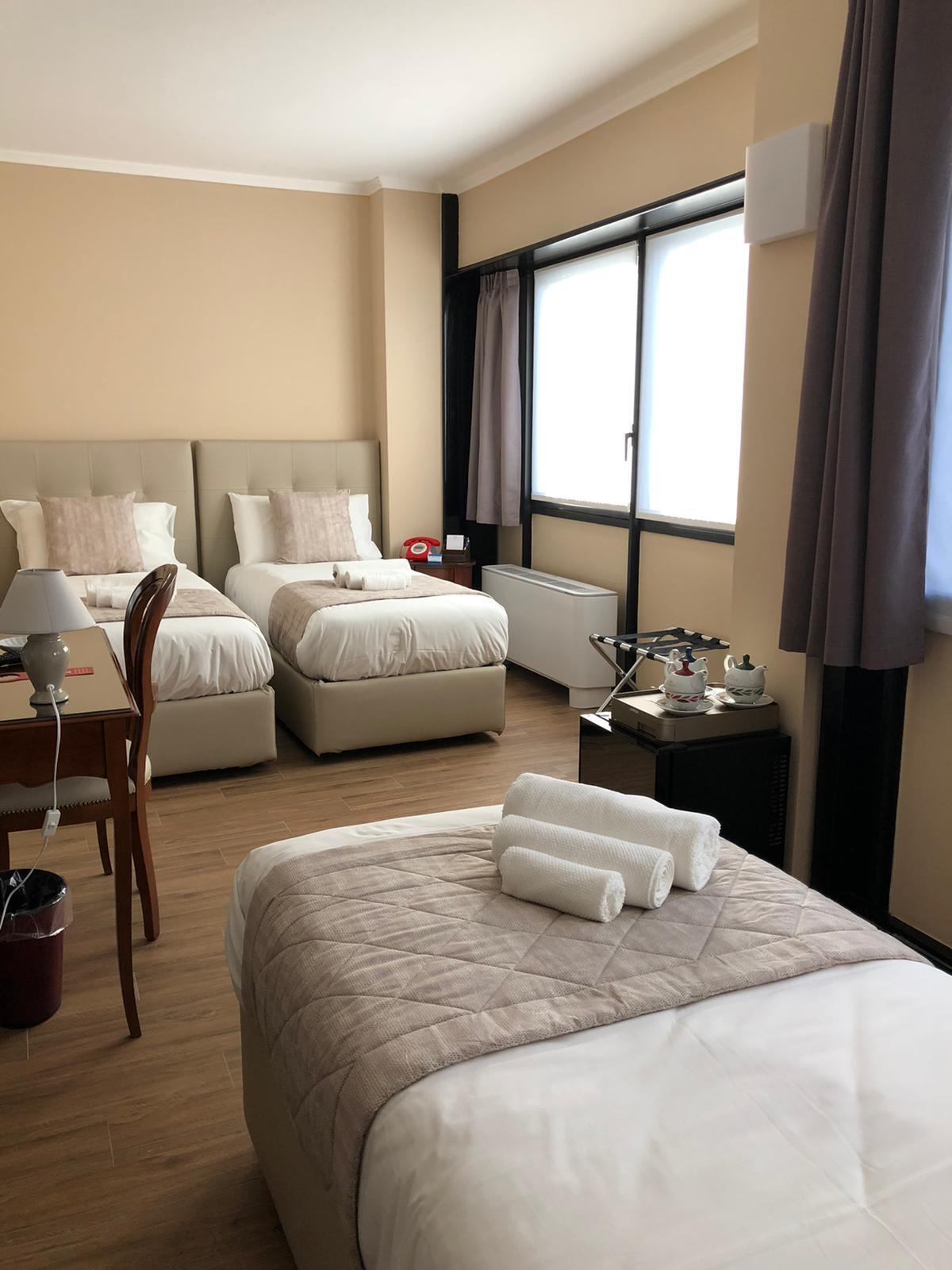 Hotel Valentino Du Parc 토리노 객실 사진